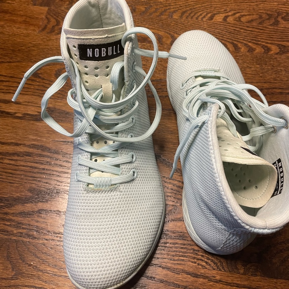 NOBULL high top trainer’s women’s, 8.5